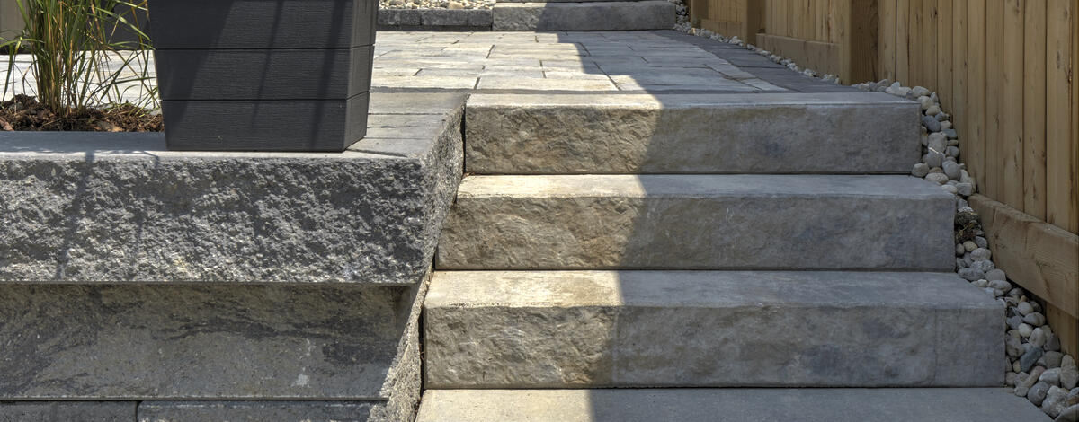 Walkway using Aria Step, Proterra and Villanova products from Brampton Brick