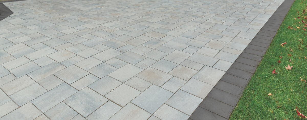 Driveway using Ridgefield Smooth pavers by Oaks Landscape Products
