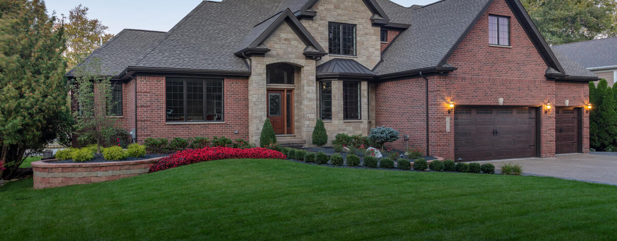 House using Crossroads Series and Vivace products from Brampton Brick