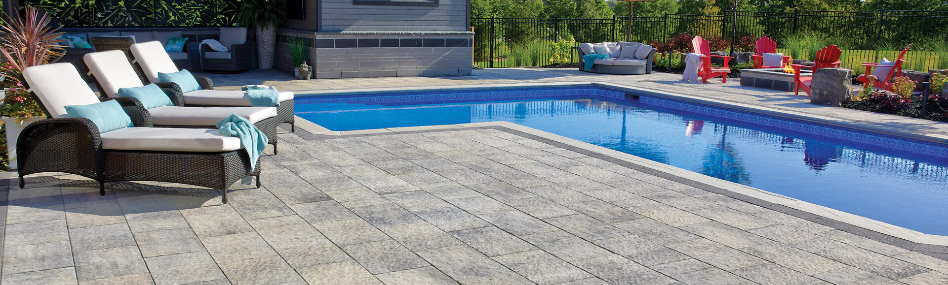 Patio with pool using Rialto and Monterey products from Brampton Brick
